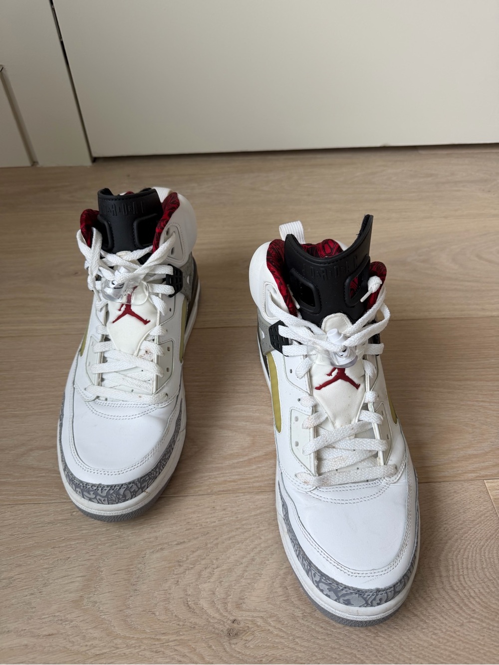 Air Jordan Spizike “White/Varsity Red-Cement Grey”